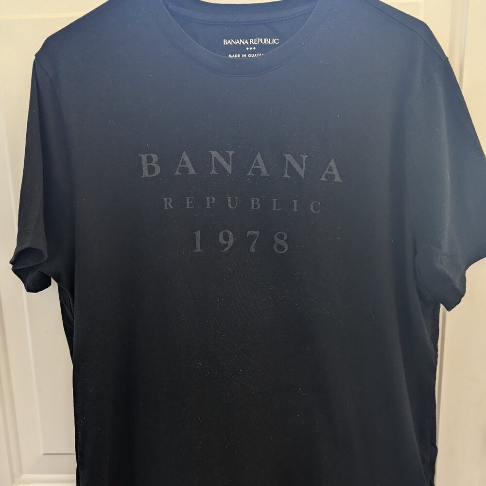 Banana Republic black short sleeve crew neck tshirt sz L